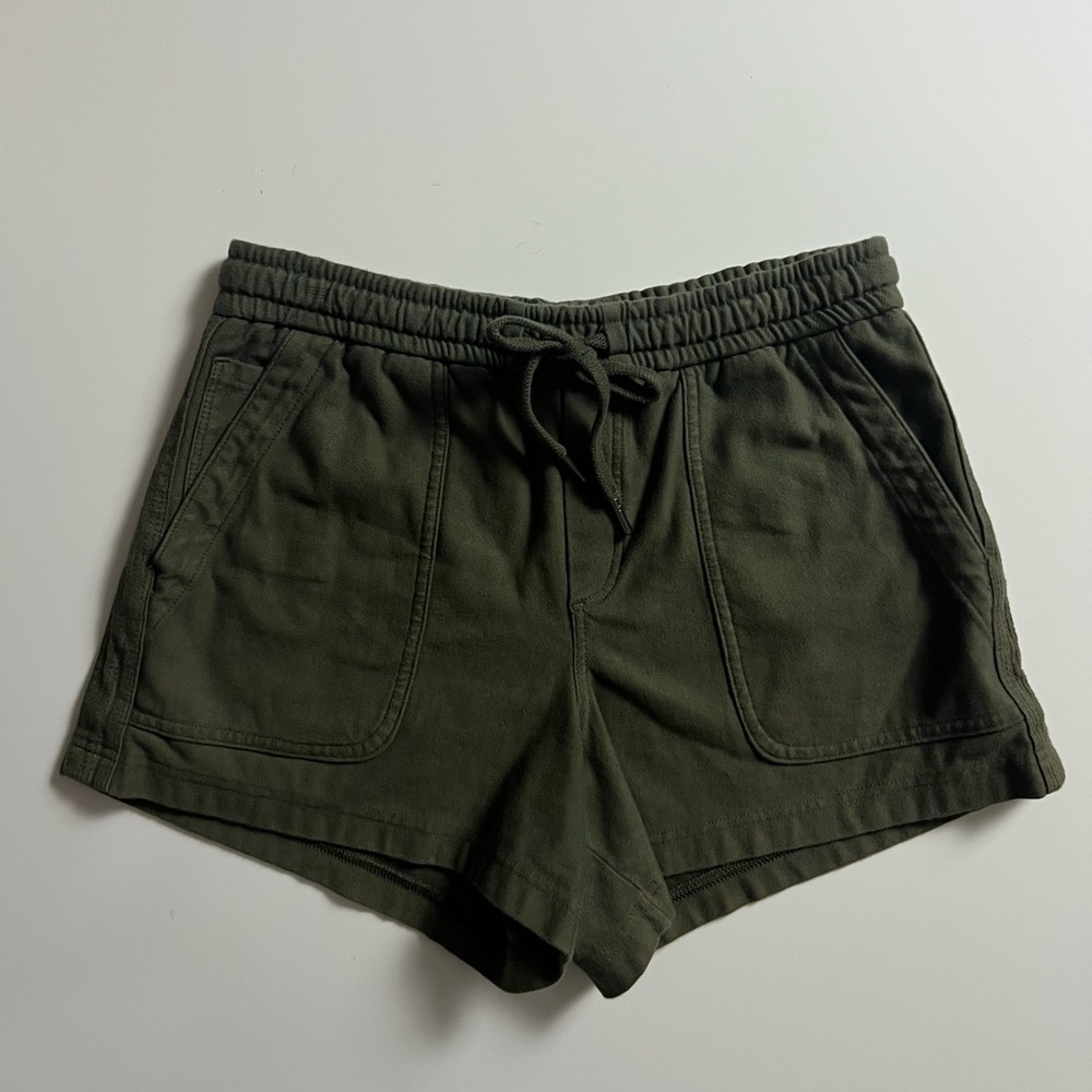 Athleta Farallon Shorts, Green, Size S
